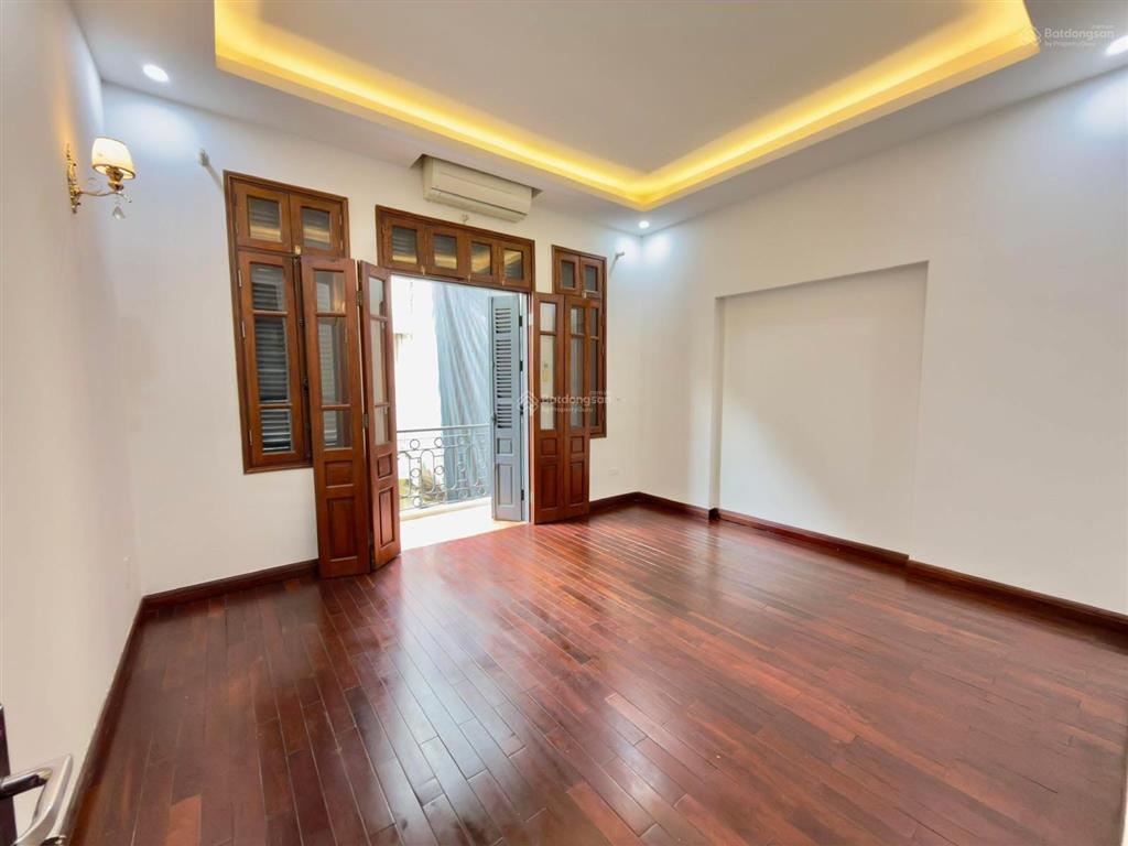 Ô tô đỗ cổng phố tân mai 60m2 x5t dân xây 2 thoáng chắc chắn kd sổ đỏ cc có tl bao qh