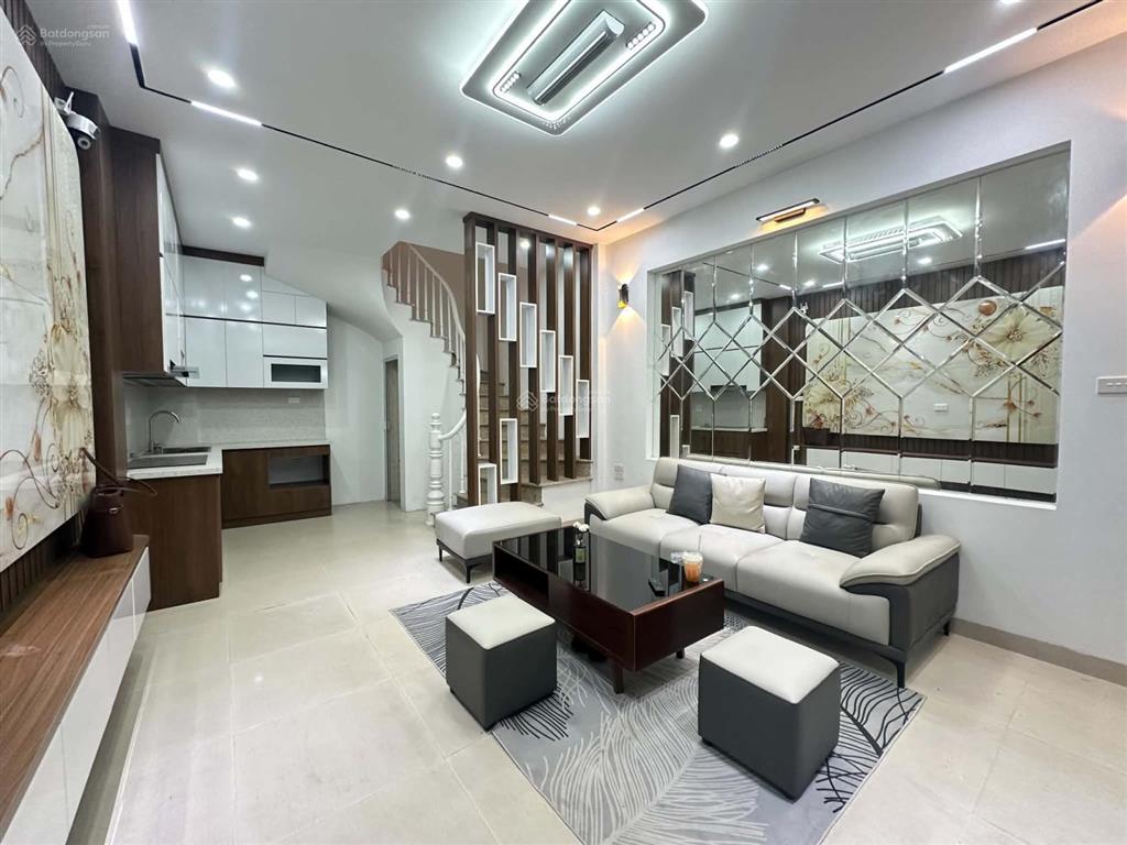 Siêu hiếm! trần đại nghĩa 50m ra ô tô, 5 tầng xây mới full nt, sổ đẹp, quy hoạch ổn định