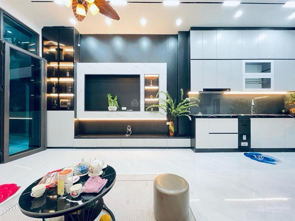 Phân lô phố tân mai 45m2 x5t giá nhỉnh 8 tỷ sổ cc 2 thoáng ở ngay có tl bao qh
