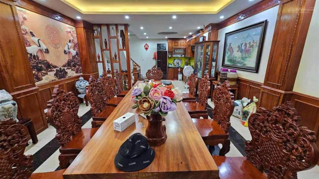 Gần phố đại la 50m2 x5t giá nhỉnh 9 tỷ sổ cc 2 thoáng dân cây có tl bao qh