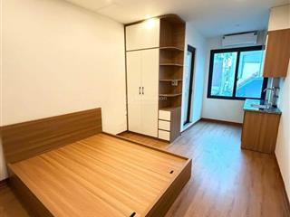 Ô tô đỗ phố minh khai 70m2 x7t thang máy dt 100 triệu/ tháng đủ pccc, gpxd, 15p, sổ cc, có tl ko qh