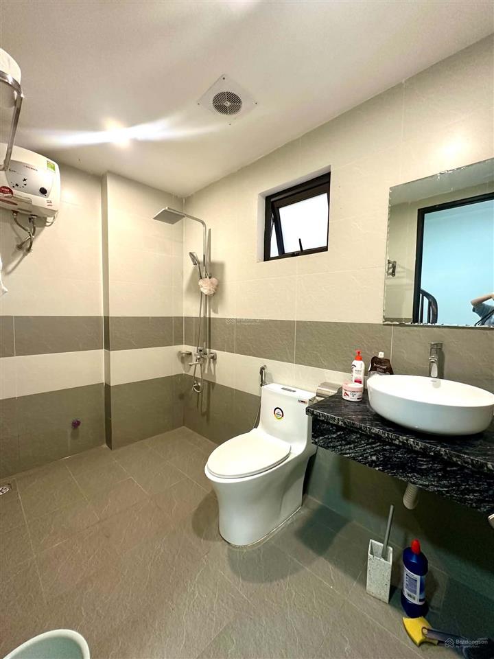 189tr/m2! hoàng mai ngõ 3 gác tránh, 2 thoáng dân xây, sổ đỏ 45m2 x 5t, sân riêng, qh ổn định