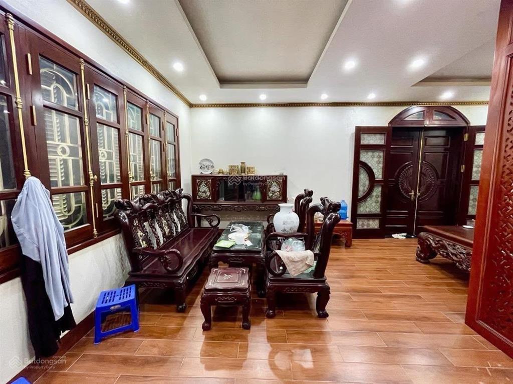 Gần phố đại la 55m2 x5t giá 9.7 tỷ sổ cc có tl 2 thoáng dân xây có tl bao qh