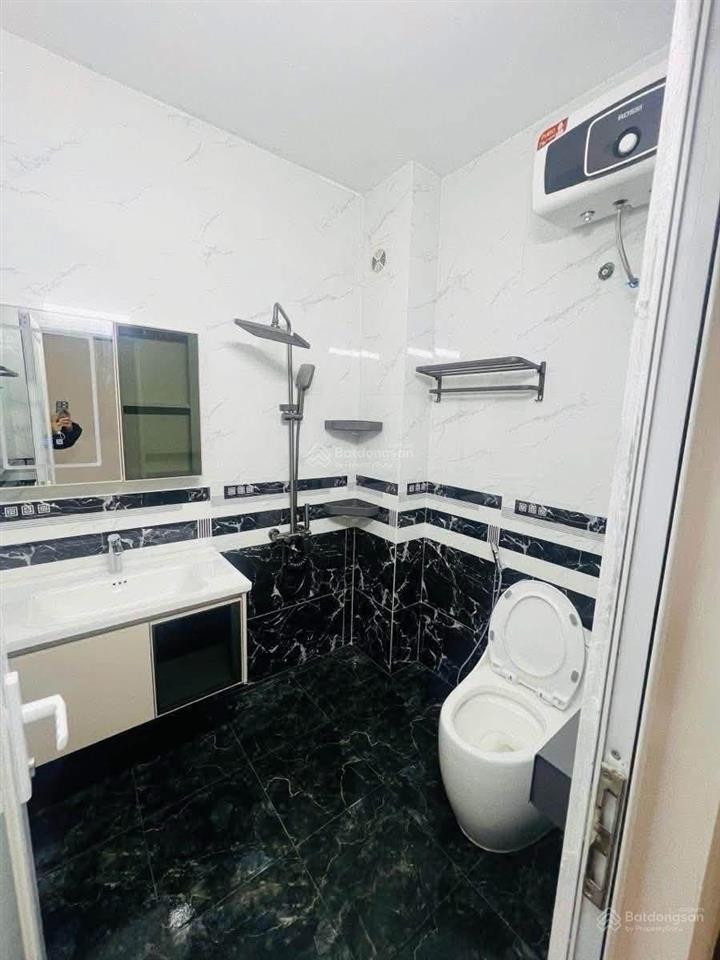 Phân lô phố lò đúc 40m2 x 5t giá nhỉnh 8 tỷ sổ cc 2 thoáng dân xây đẹp ở ngay
