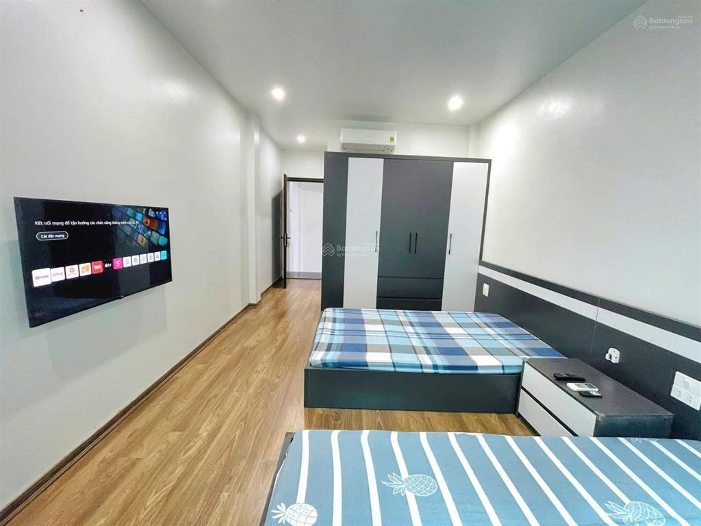 Sau nhà mặt phố giáp nhị 40m2 x5t giá 8 tỷ sổ cc có tl2, thoáng kinh doanh nhà đẹp dân xây bao qh