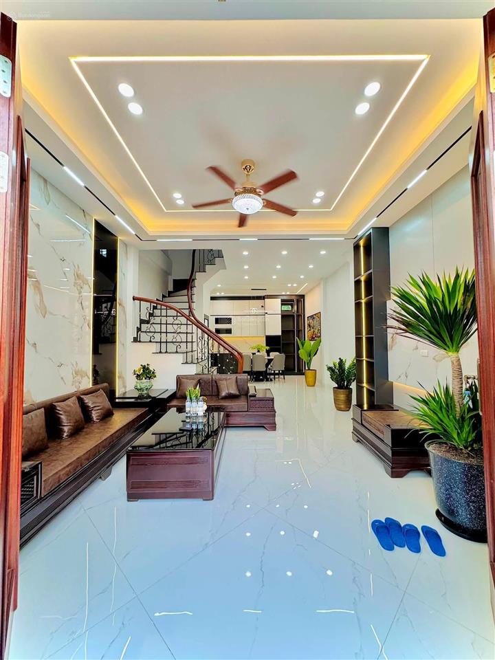 Ô tô đỗ cổng phố minh khai 40m2 x5t giá nhỉnh 7 tỷ sổ cc có tl kd dân xây có tl bao qh