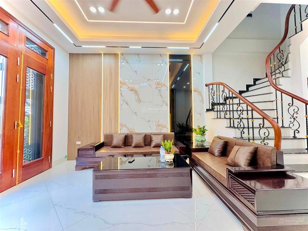 Ô tô đỗ cổng phố minh khai 40m2 x5t giá nhỉnh 7 tỷ sổ cc có tl kd dân xây có tl bao qh
