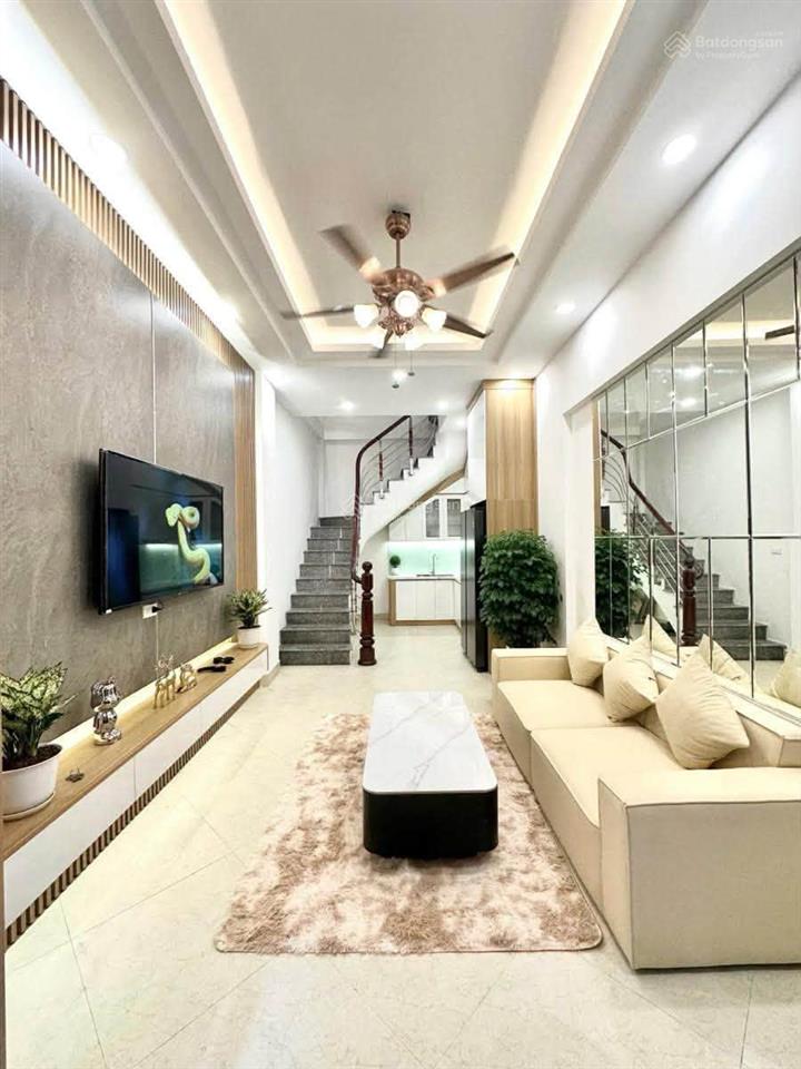 Nhà trương định, 2 mặt ngõ, ngõ thông, 30m ra ô tô, 2 thoáng, mới đẹp, tặng full nt, sổ cc, 38m2