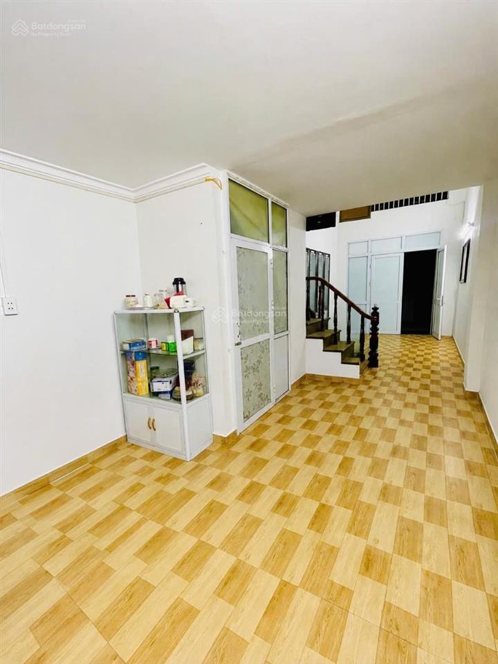 Lô góc phố giáp bát 37m2 x5t giá nhỉnh 6 tỷ, sổ đỏ cc có tl dân xây ở ngay