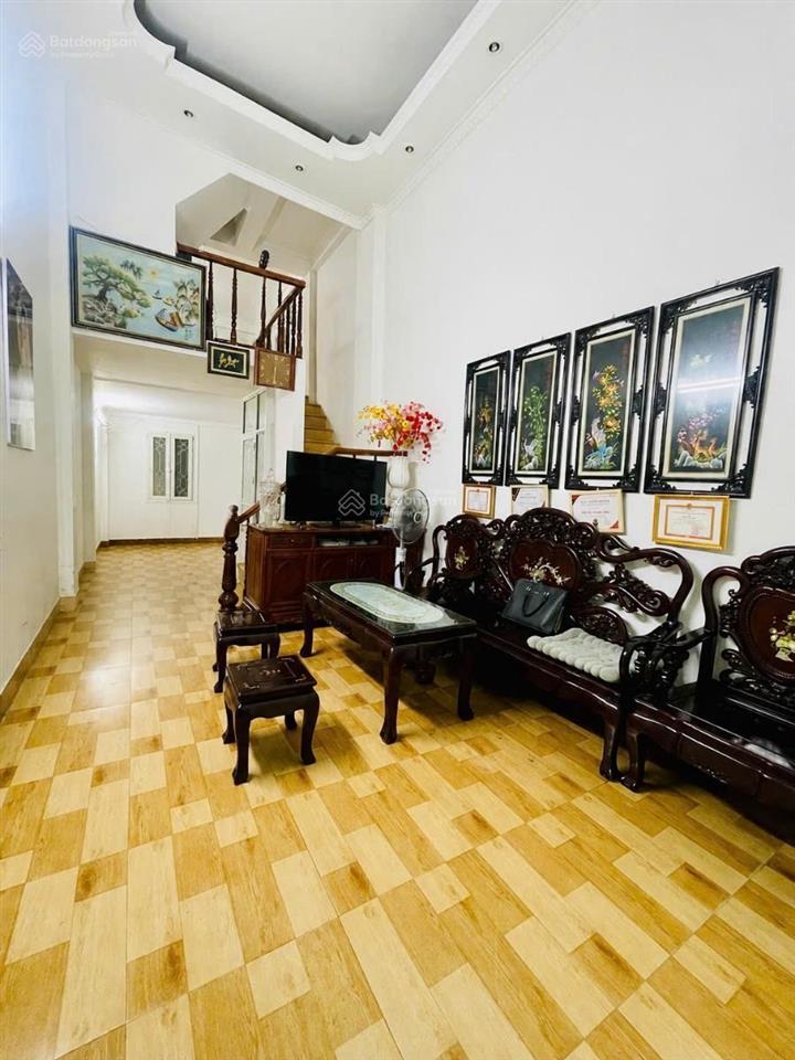 Lô góc phố giáp bát 37m2 x5t giá nhỉnh 6 tỷ, sổ đỏ cc có tl dân xây ở ngay