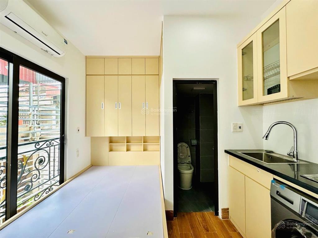 Giảm chào 1 tỷ phố minh khai 70m2 x7t thang máy đủ pccc gpxd 13p kép kín sổ cc có tl bao qh
