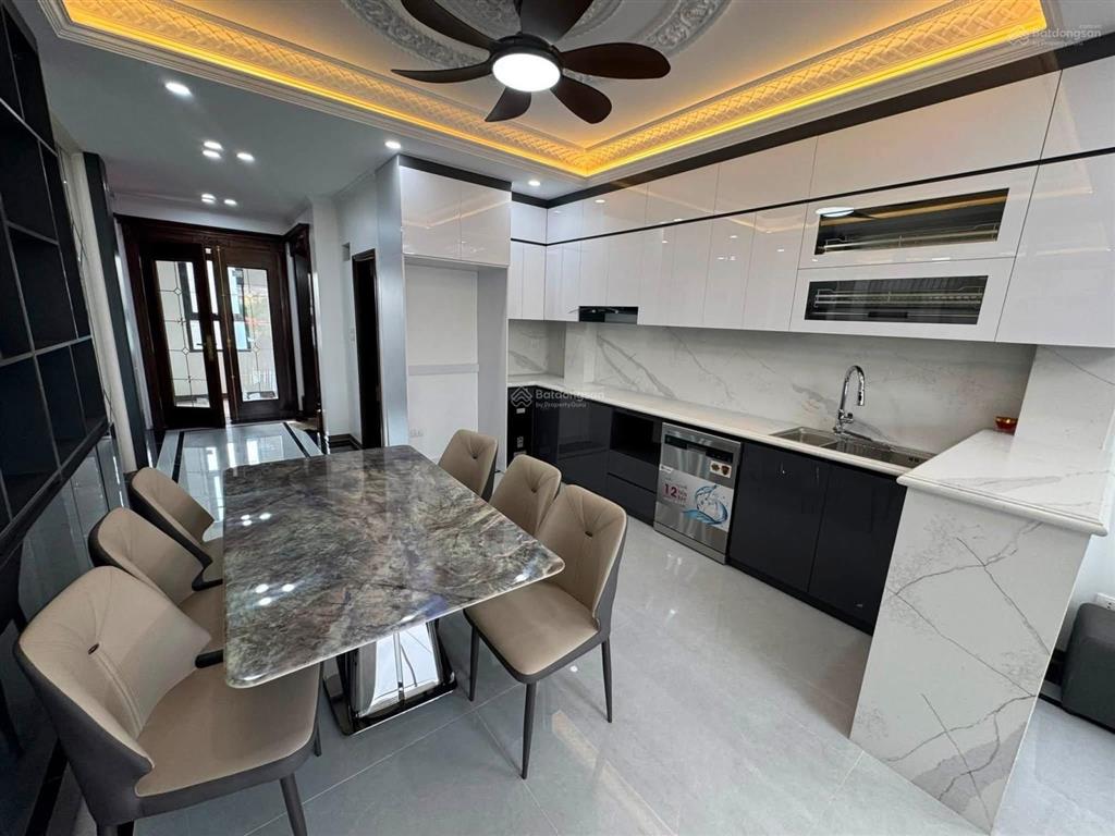 Lô góc phố minh khai 50m2 x5t thang máy sổ cc đủ gpxd 2 mặt ngõ kd giá nhỉnh 9 tỷ có tl bao qh
