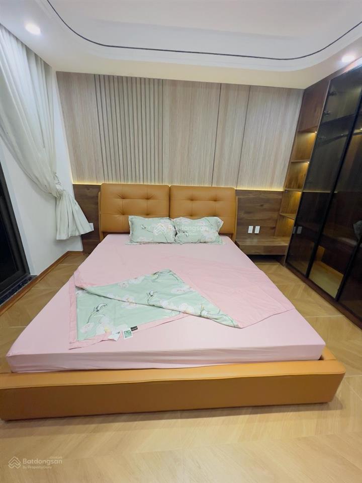 Ô tô đỗ cửa phố đại la 40m2 x5t thang máy full nội thất mới coong 2 thoáng đẹp ở ngay giá 9,2 tỷ