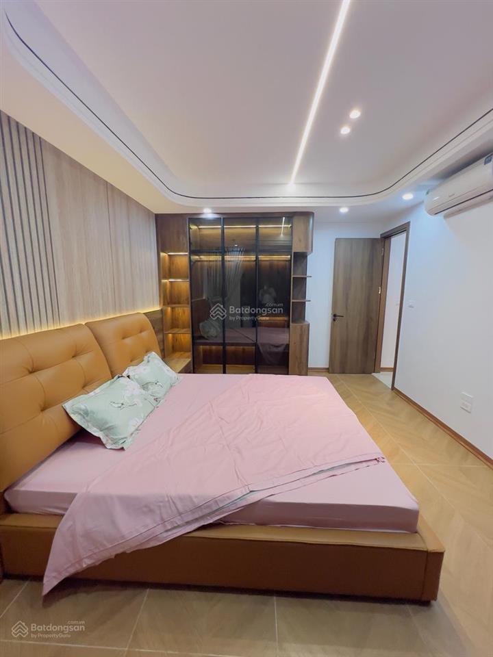 Ô tô đỗ cửa phố đại la 40m2 x5t thang máy full nội thất mới coong 2 thoáng đẹp ở ngay giá 9,2 tỷ
