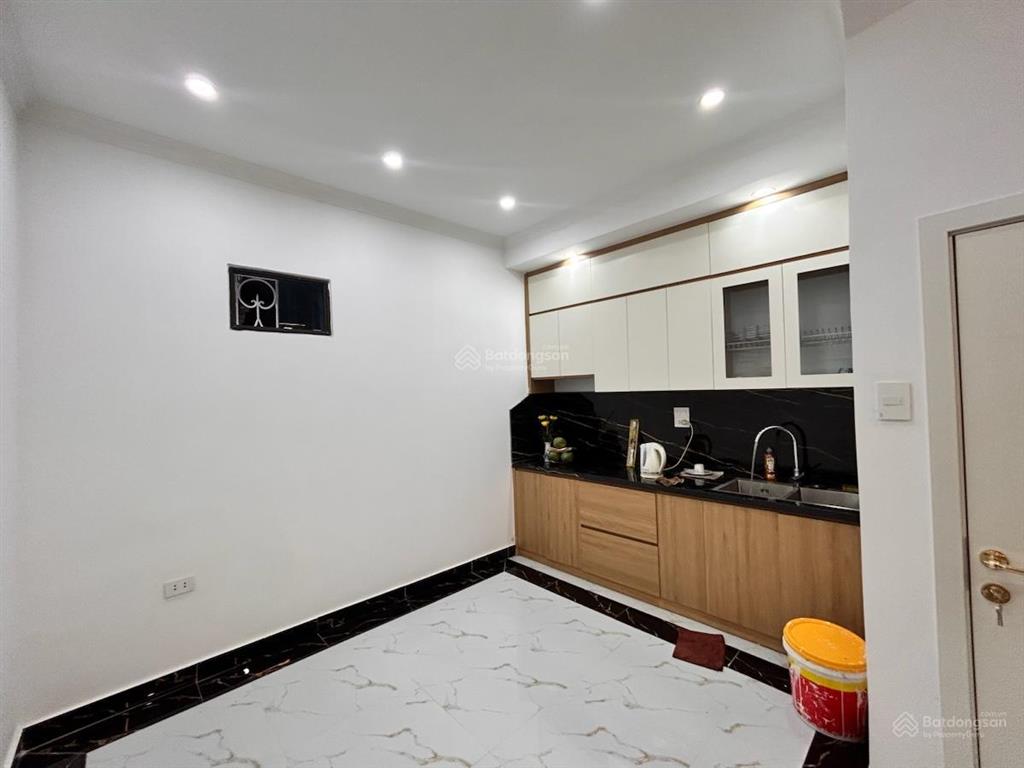 Ô tô đỗ cổng phố minh khai 45m2 x 4t nhà đẹp dân xây 2 thoáng kd sổ cc giá 7.7 tỷ có tl bao qh