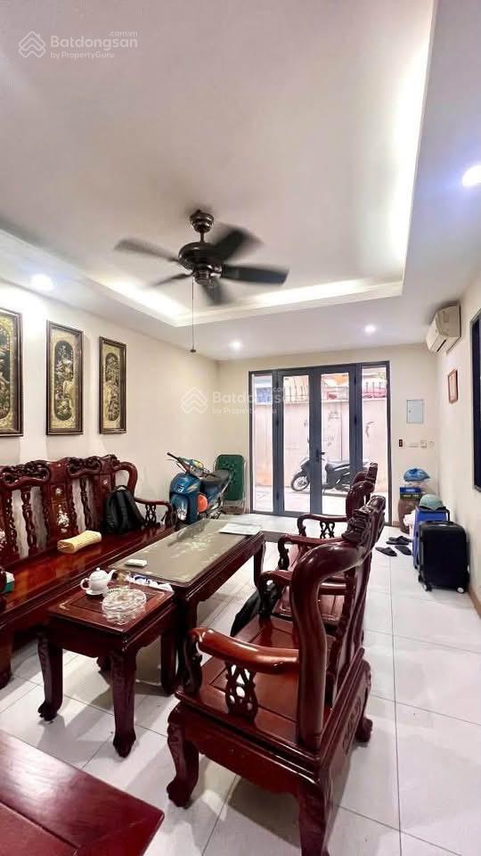 Mặt ngõ phố kd minh khai 33m2 x5t giá nhỉnh 6 tỷ sổ cc 2 thoáng dân xây sổ cc có tl