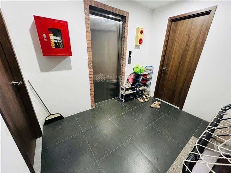 Gần ô tô phố minh khai kd 70m2 x6t thang máy đủ pccc gpxd 14p 1 tỷ/1năm sổ đỏ cc có tl bao qh