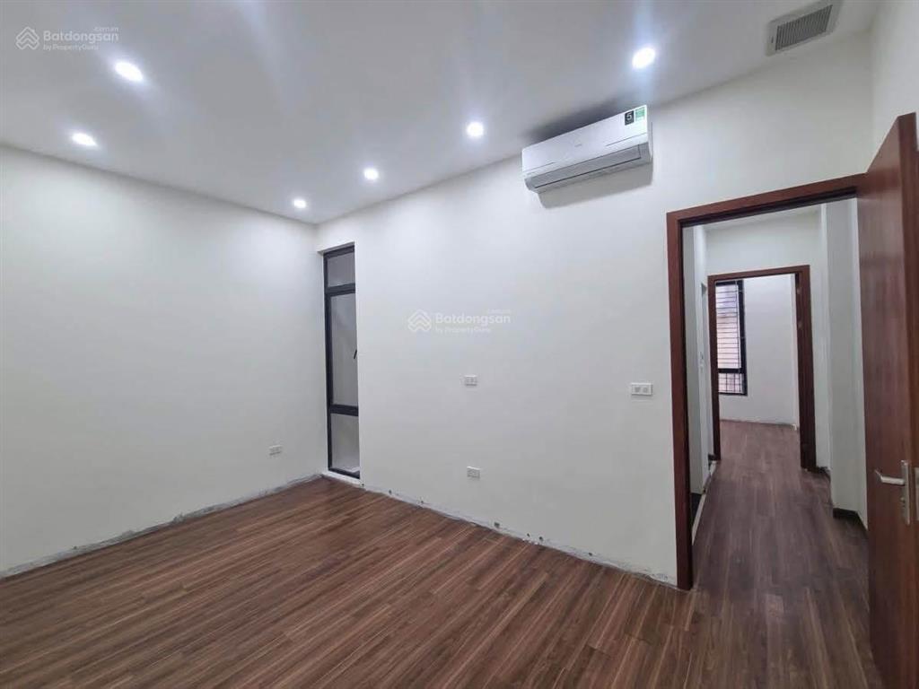 Ô tô đỗ cổng phố bạch mai 45m2 x5t giá nhỉnh 8 tỷ sổ cc 2 thoáng dân xây có tl