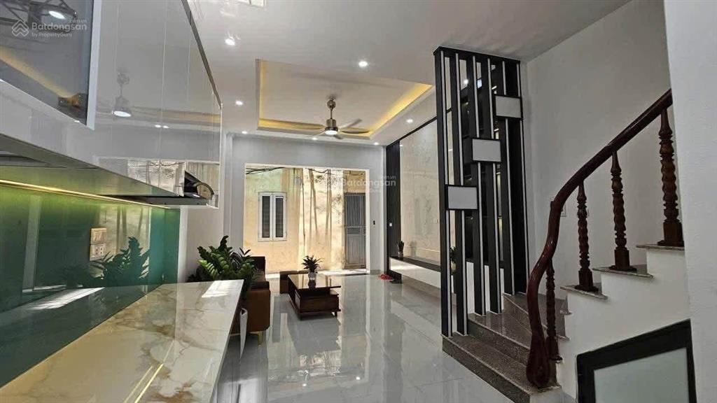 Gần ô tô đỗ phố minh khai 40m2 x5t giá nhỉnh 7 tỷ sổ cc có tl bao qh