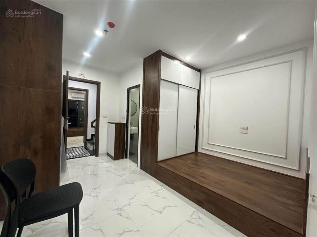 Nhà đẹp kinh doanh phố dương văn bé 60m2x5t 2 thoáng 10pn đủ pccc sổ cc có tl