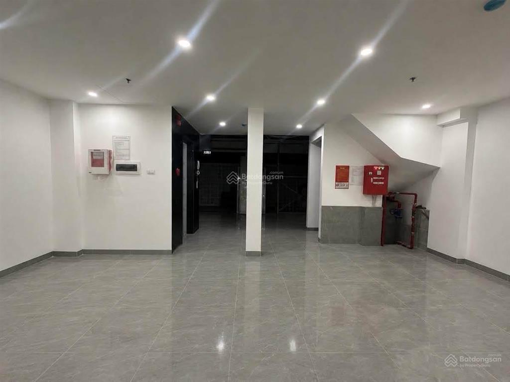 Nhà đẹp kinh doanh phố dương văn bé 60m2x5t 2 thoáng 10pn đủ pccc sổ cc có tl