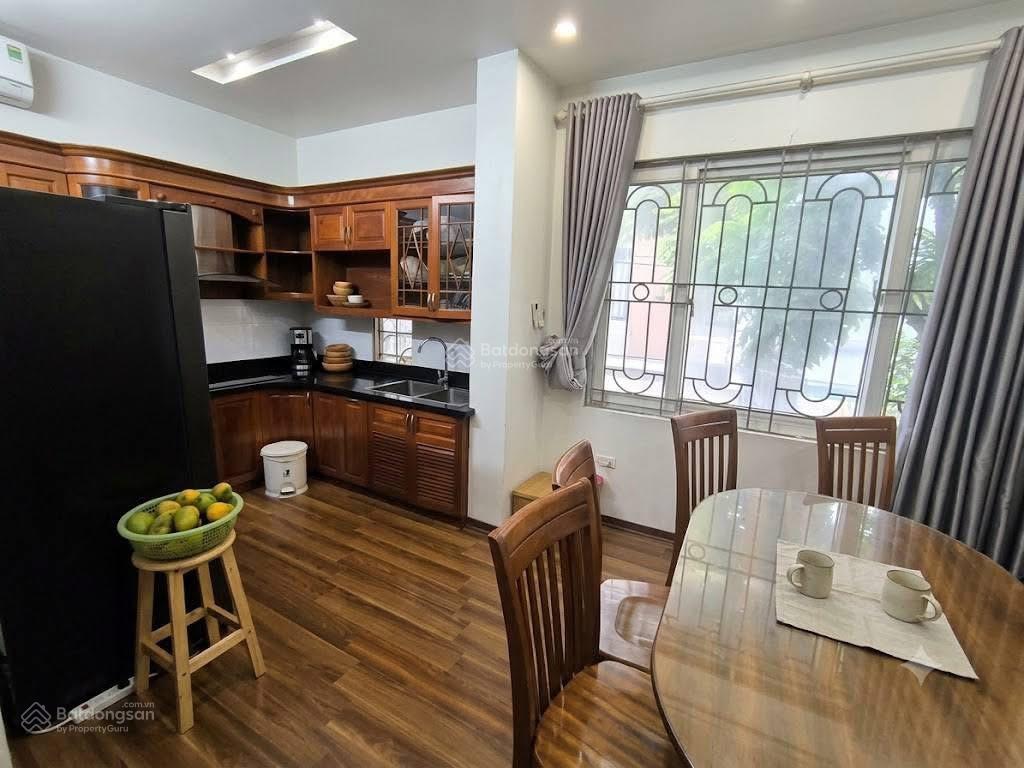 Ô tô đỗ cổng phố minh khai 52m2 x4t giá nhỉnh 9 tỷ sổ đỏ cc kd 2 thoáng có tl bao qh