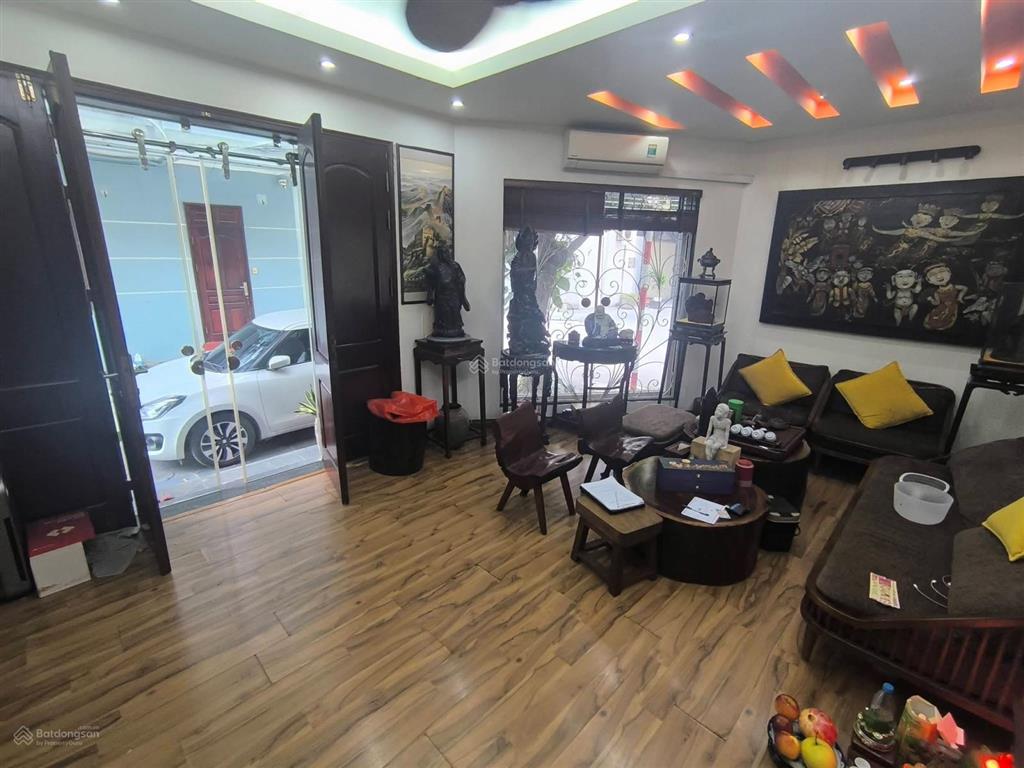 Ô tô đỗ cổng phố minh khai 52m2 x4t giá nhỉnh 9 tỷ sổ đỏ cc kd 2 thoáng có tl bao qh