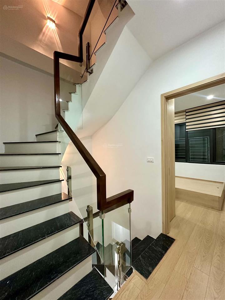Bán nhà phố bạch mai 20m2 x4t giá 3,1 tỷ sổ đỏ cc có tl 2 thoáng có tl bao qh
