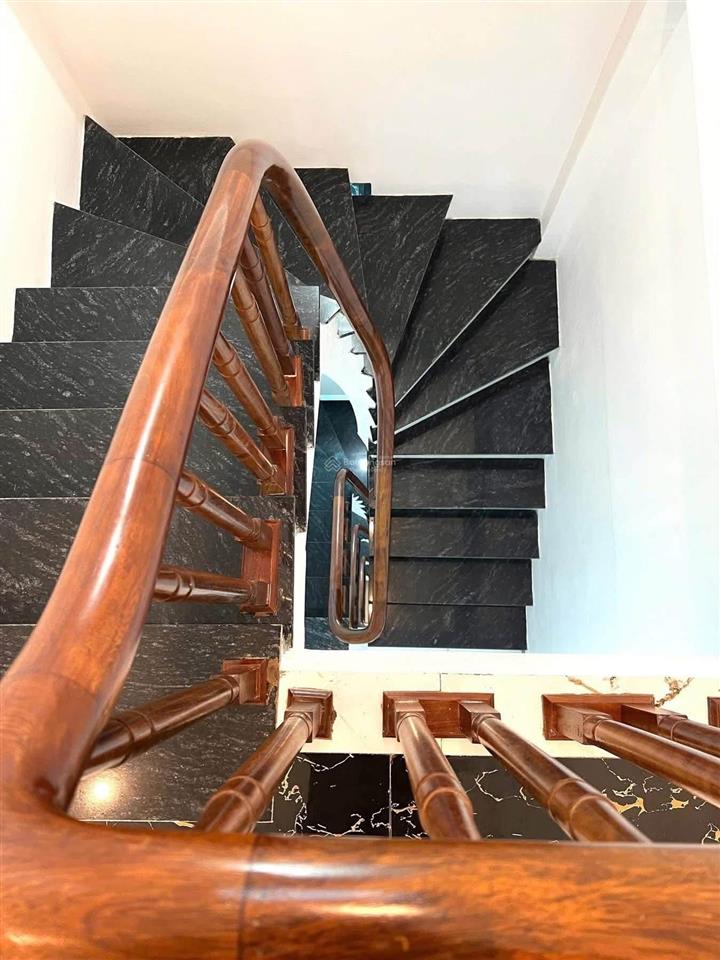 Nhà đẹp ở ngay phố minh khai 46m2 x4t giá nhỉnh 7 tỷ sổ cc có tl 2 thoáng dân xây bao qh
