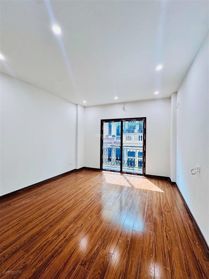 Gần phố trương định 38/50m2 x4t giá 6.2 tỷ sổ đỏ cc 2 thoáng nhà dân có tl bao qh