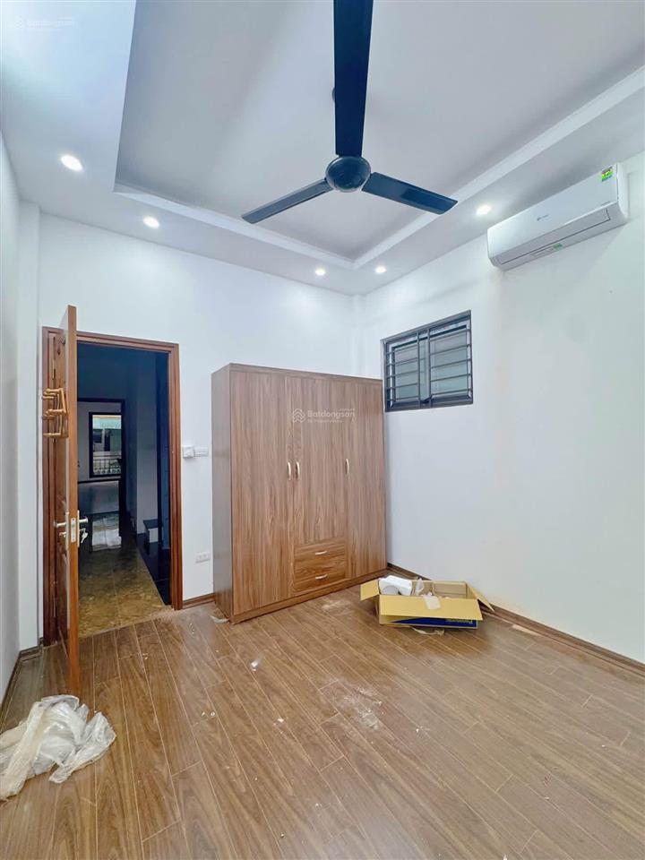 Gần phố mình khai 44m2 x4t giá 7.8 tỷ ngõ nông thông 2 thoáng sổ đỏ cc có tl