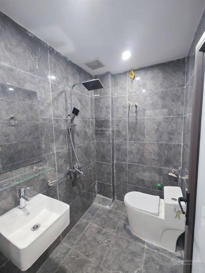 Ô tô đỗ cổng phố minh khai 42m2 x5t giá nhỉnh 7 tỷ sổ đỏ cc 2 thoáng trước sau có tl bao qh