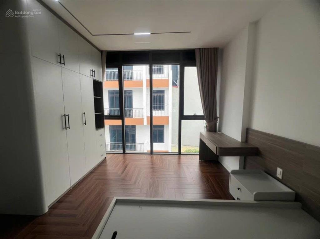 Ô tô đỗ cửa phố đại la 35m2 x5t giá 7 tỷ sổ cc kinh doanh 3 thoáng có tl bao qh
