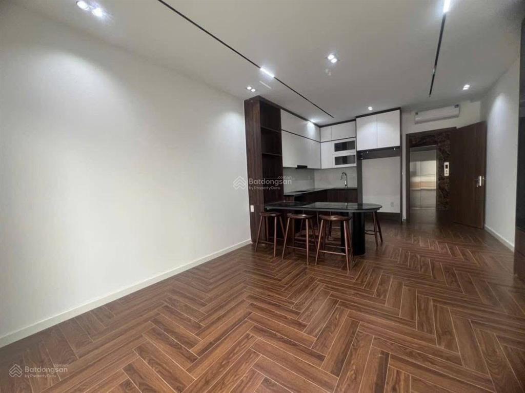 Ô tô đỗ cửa phố đại la 35m2 x5t giá 7 tỷ sổ cc kinh doanh 3 thoáng có tl bao qh