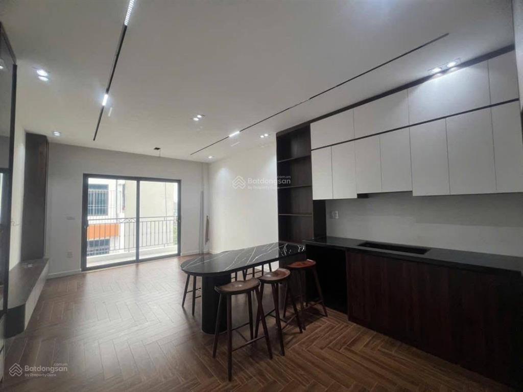Ô tô đỗ cửa phố đại la 35m2 x5t giá 7 tỷ sổ cc kinh doanh 3 thoáng có tl bao qh