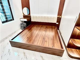 Gần phố dương văn bé 30m2 x 3t, giá 4.5 tỷ sổ cc 2 thoáng đẹp full nội thất có tl