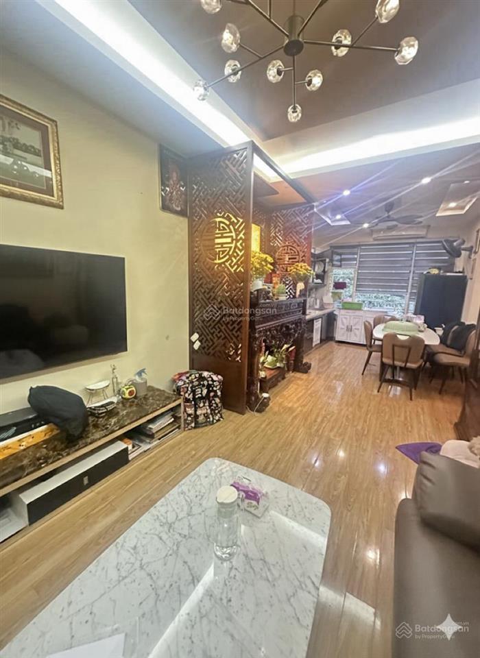 Lô góc phố trương định 40m2 x5t giá 6.9 tỷ sổ cc có tl 2 thoáng nhà dân có tl bao qh