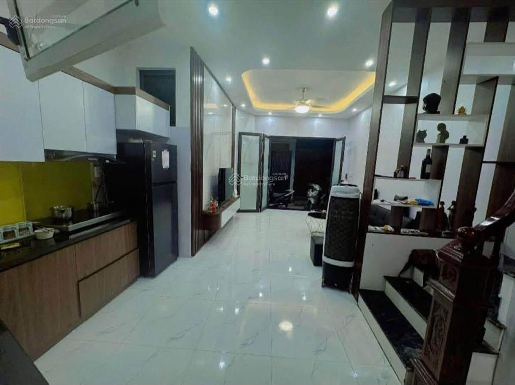 Ô tô đỗ cổng phố trần khát chân 45m2 x4t giá 7.5 tỷ 2 thoáng dân xây sổ đỏ cc có tl bao qh