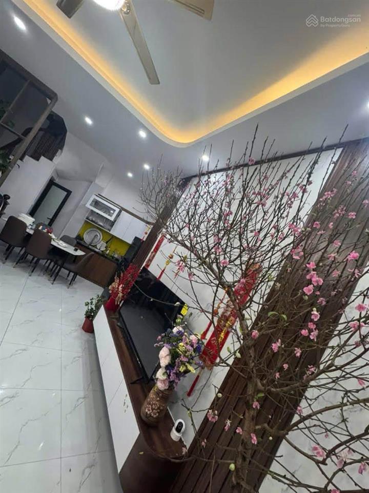 Ô tô đỗ cổng phố trần khát chân 45m2 x4t giá 7.5 tỷ 2 thoáng dân xây sổ đỏ cc có tl bao qh