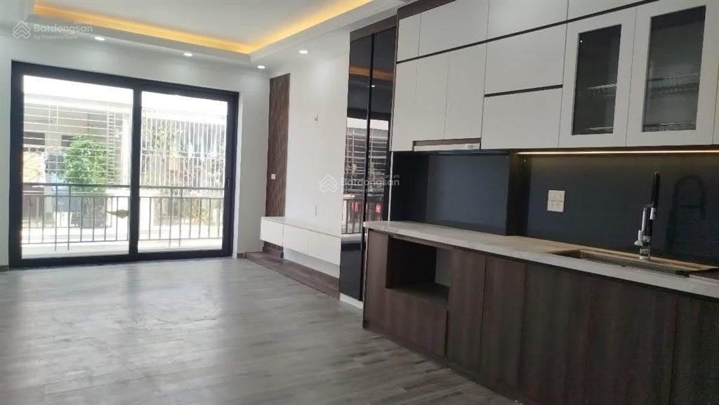 Phân lô phố tân mai 40m2 x5t giá 8.4 tỷ sổ cc có tl 2 thoáng nhà dân bao qh
