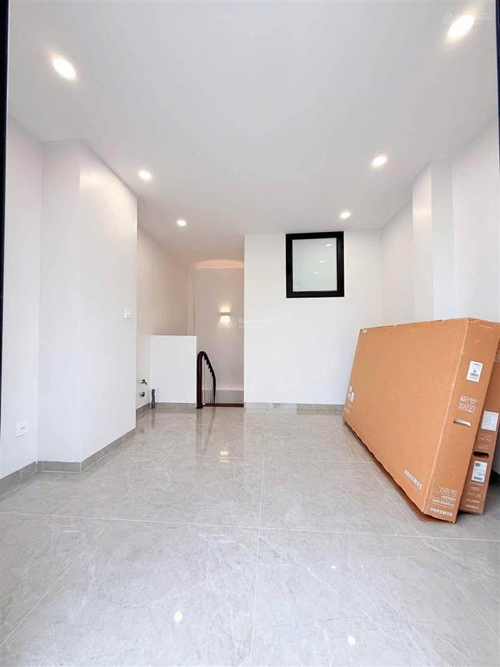 Mặt ngõ kd phố tam trinh 35m2 x5t giá 6 tỷ sổ cc 2 thoáng dân xây full nội thất có tl bao qh