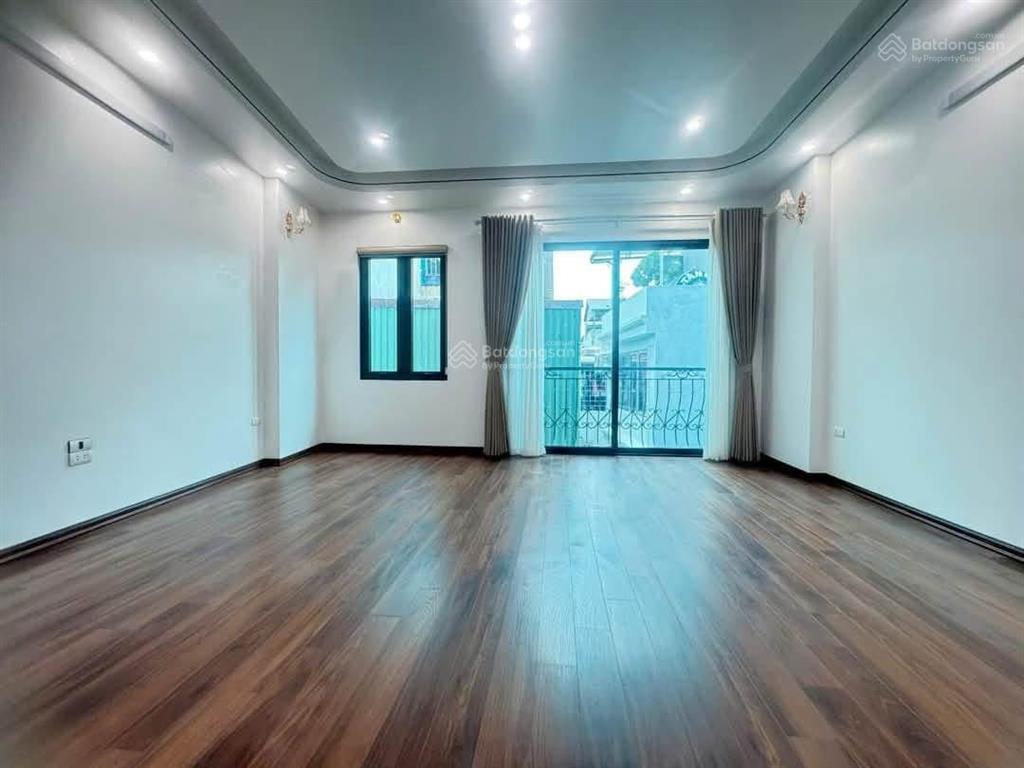 Gần phố trần khát chân 35m2 x5t giá 6.3 tỷ sổ cc 2 thoáng dân xây có tl bao qh