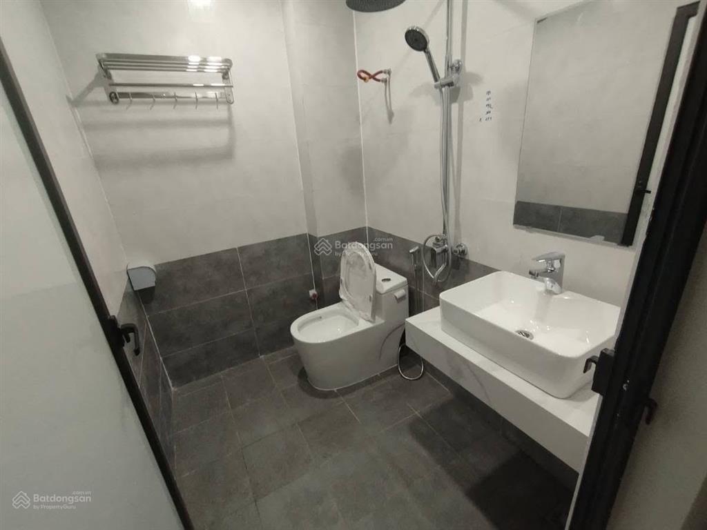 6 tầng ngõ ba gác giá tốt gần phố vĩnh tuy25m2 x6t giá 4.1 tỷ sổ cc có tl