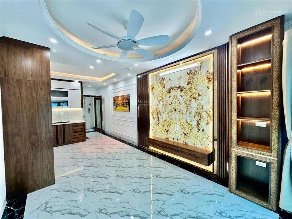 Ô tô đỗ cổng ngõ trại cá 38m2 x5t giá nhỉnh 7 tỷ 2 thoáng dân xây có tl bao qh