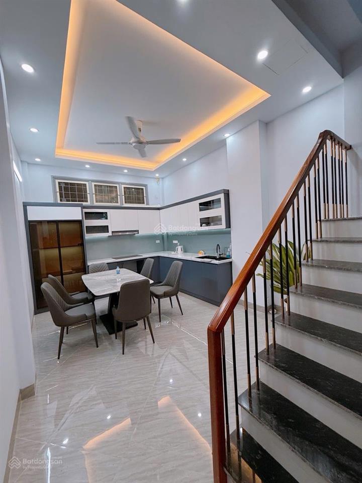 Phân lô phố kim đồng ô tô đỗ cửa thang máy kinh doanh nhà full nội thất, sổ cc có tl