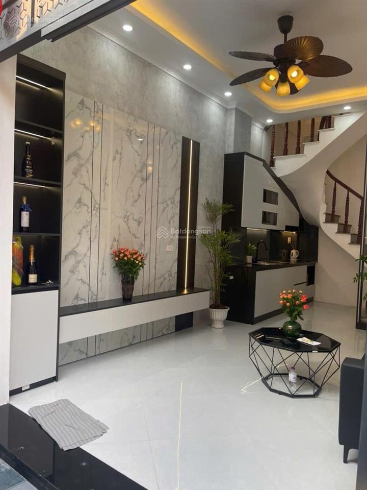 6.4 tỷ nhà minh khai, 2 thoáng, ngõ thông, xây mới 3 ngủ nội thất, sđcc, không quy hoạch