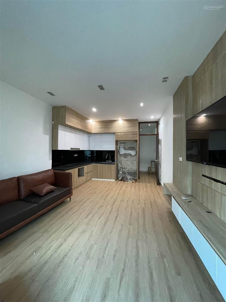 5m ra mặt đường hoàng mai 35m2 x4t giá 6.5 tỷ sổ cc có tl bao qh 2 thoáng dân xây