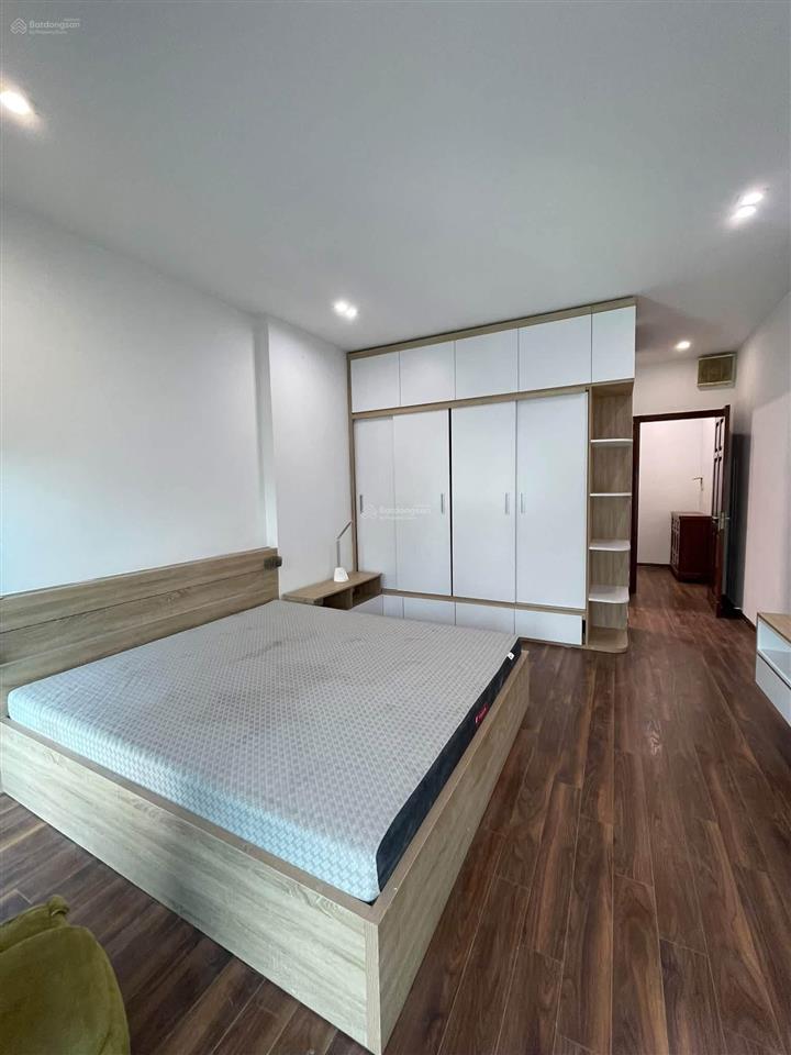 5m ra mặt đường hoàng mai 35m2 x4t giá 6.5 tỷ sổ cc có tl bao qh 2 thoáng dân xây