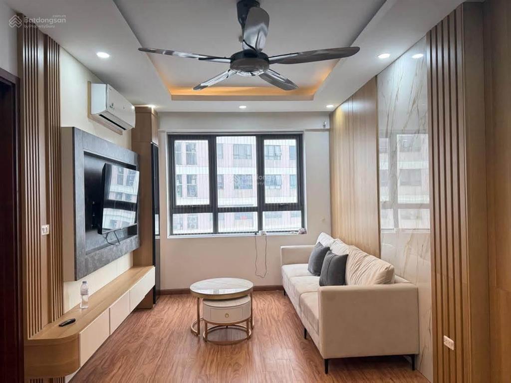 Gần phố trương định 30m2 x5t giá 5.9 tỷ sổ cc 2 thoáng có tl bao qh