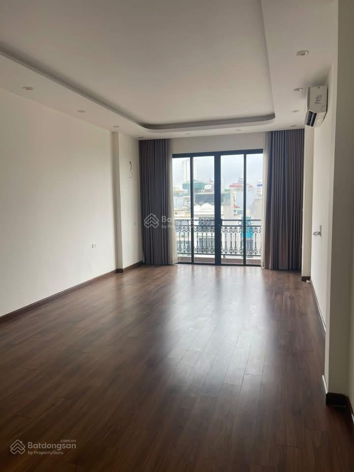Ô tô đỗ phố nguyễn đức cảnh 30m2 x 5t giá nhỉnh 6 tỷ sổ cc 2 thoáng có tl